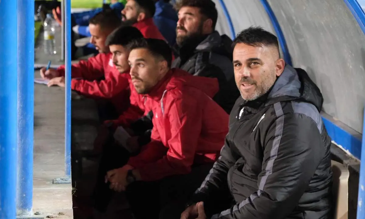 Emilio Fajardo, durante uno de los partidos disputados en Chap&iacute;n. - Cristo Garc&iacute;a