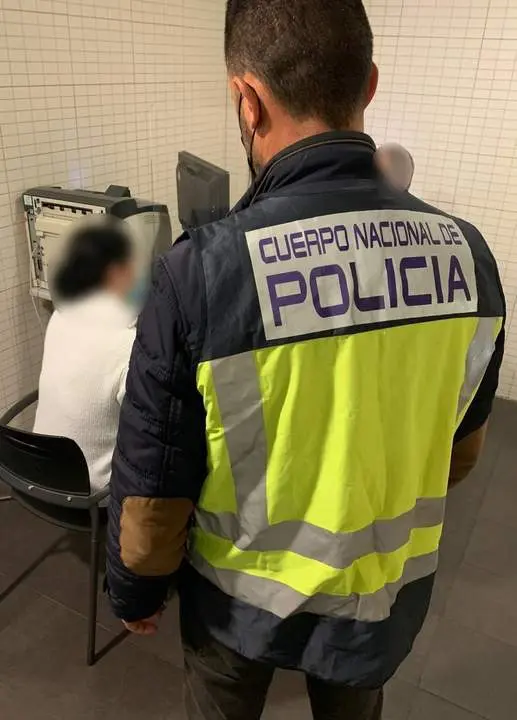 Detenida. - CNP