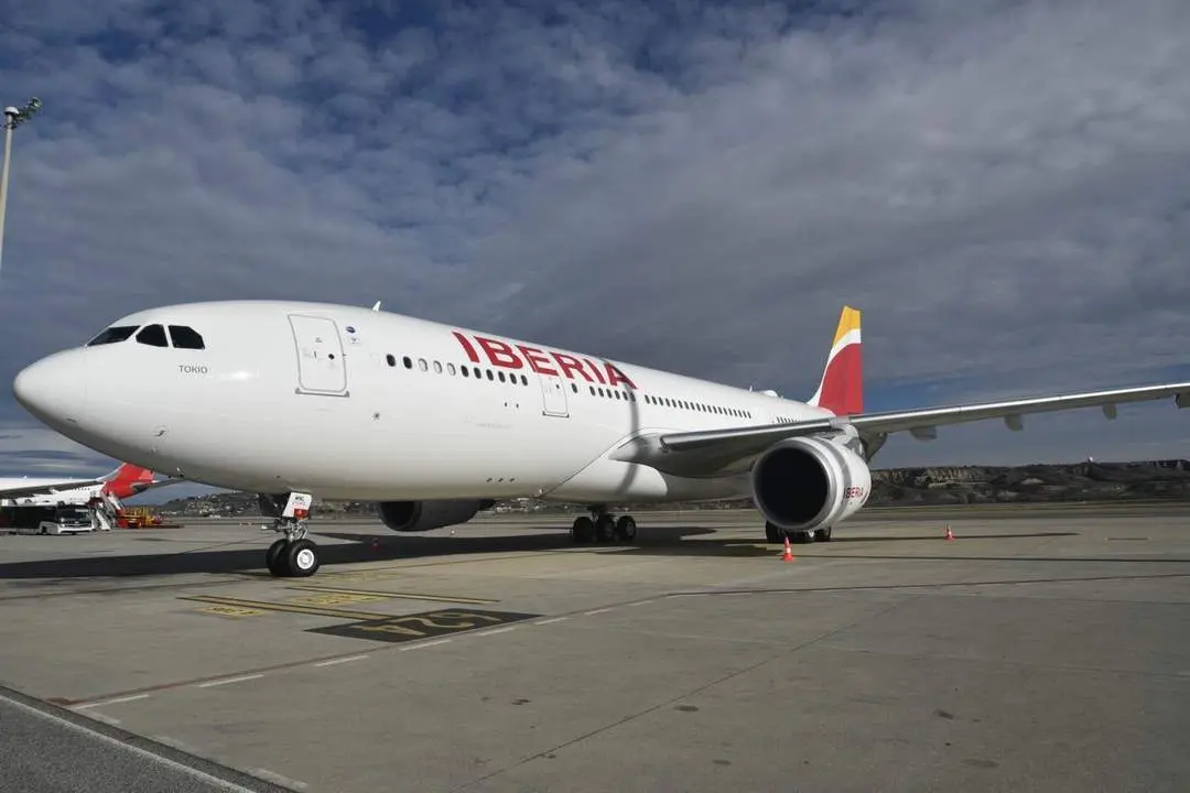 Avi&oacute;n de Iberia. - IBERIA