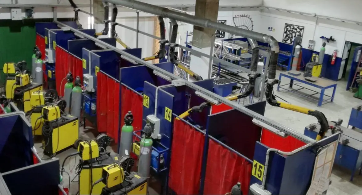 Taller de soldadura y calderer&iacute;a. - 