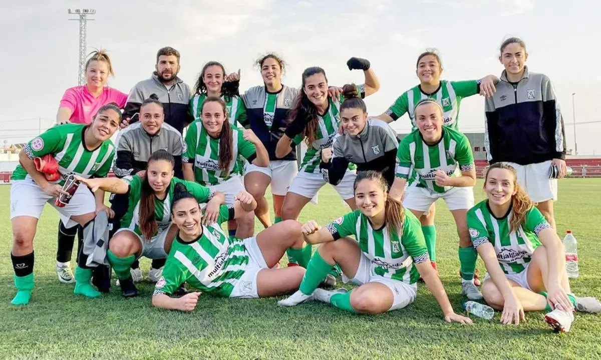 Las verdiblancas celebran el triunfo obtenido ante el Ciudad de C&aacute;diz - ASCF