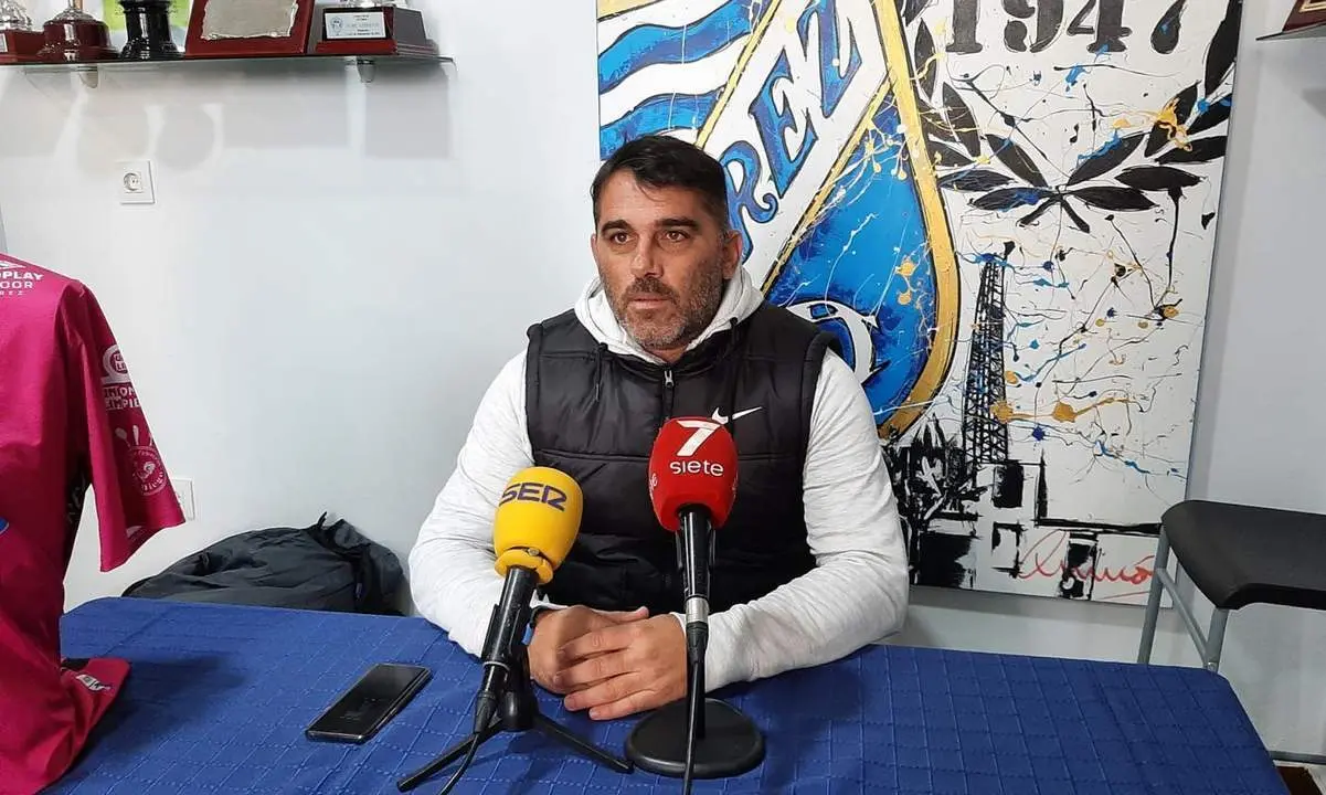 Emilio Fajardo, en rueda de prensa este martes. - Viva Jerez