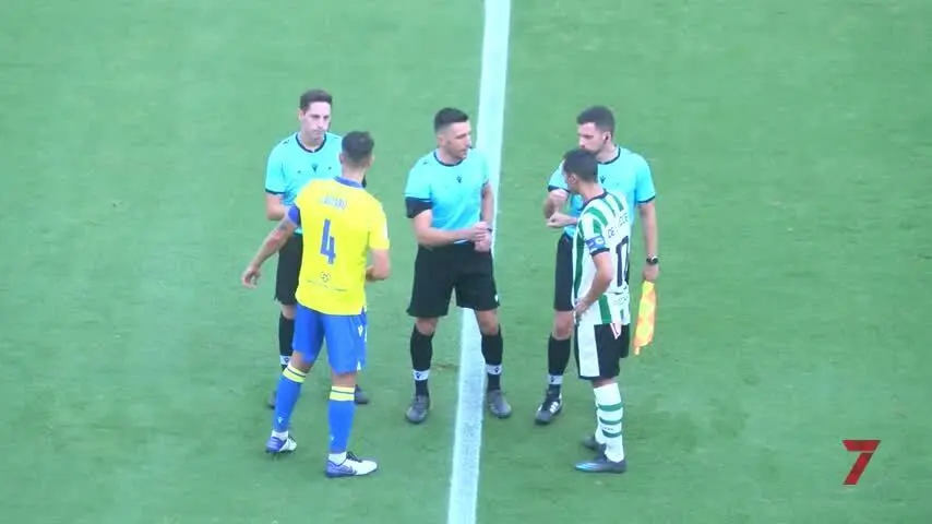 Acumulaci&oacute;n de ausencias para visitar al filial del C&aacute;diz