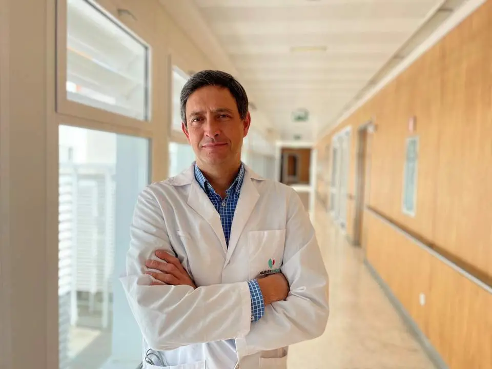 Domingo Ventura, anestesi&oacute;logo de la Unidad del Dolor. - Quir&oacute;nSalud