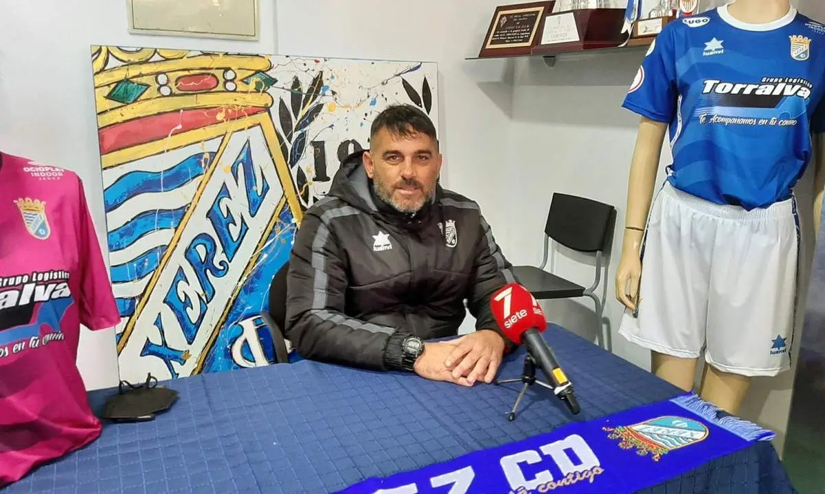 Emilio Fajardo, en la rueda de prensa de este martes. - Viva Jerez