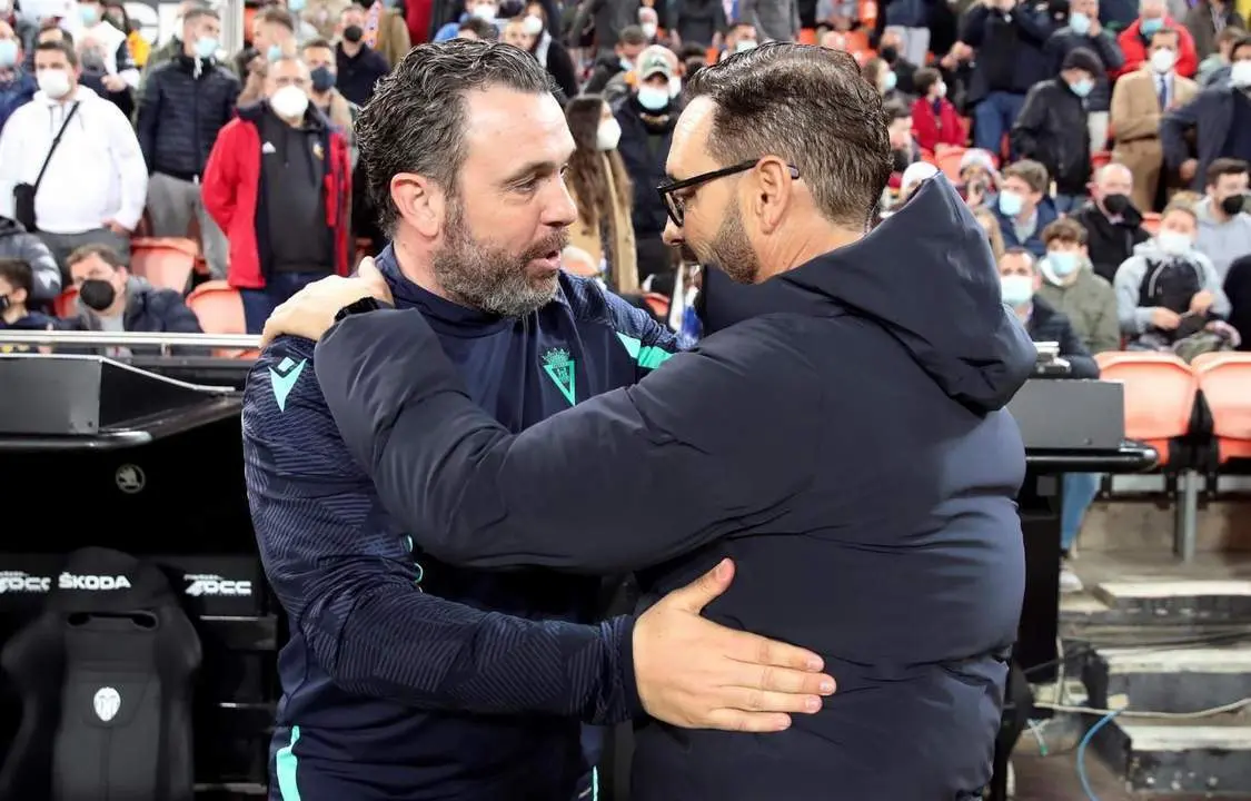 Sergio Gonz&aacute;lez y Bordal&aacute;s, antes del partido. - EFE