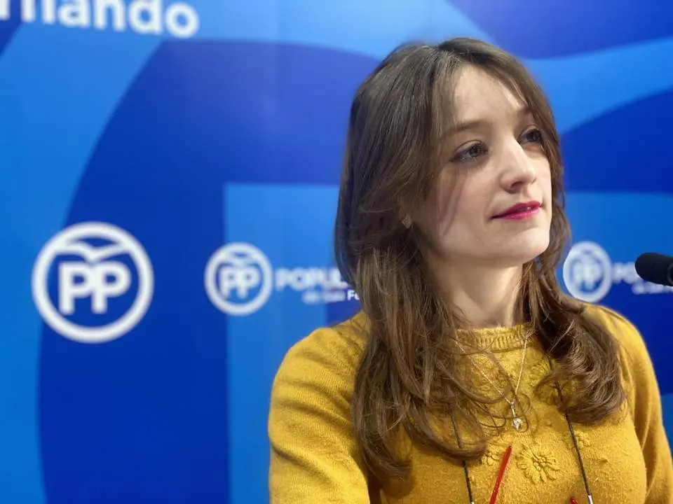 Carmen Roa. - 