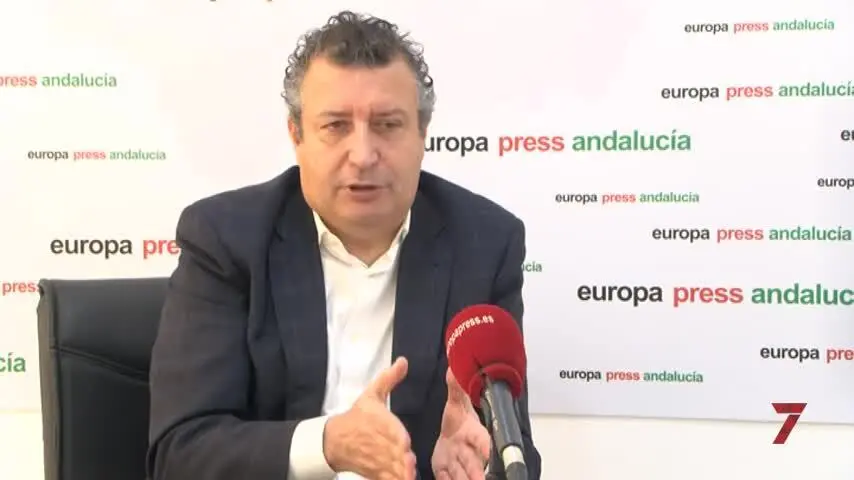 Javier Fern&aacute;ndez se&ntilde;ala las "trampas" del PP con el metro de Sevilla