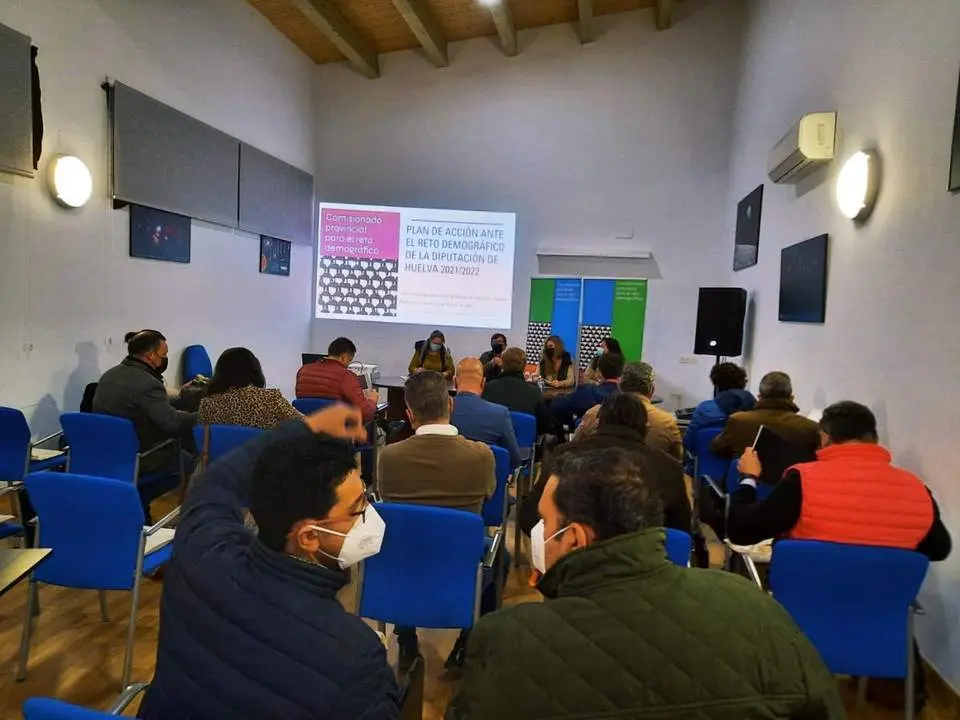 Reuni&oacute;n en el And&eacute;valo. - VH