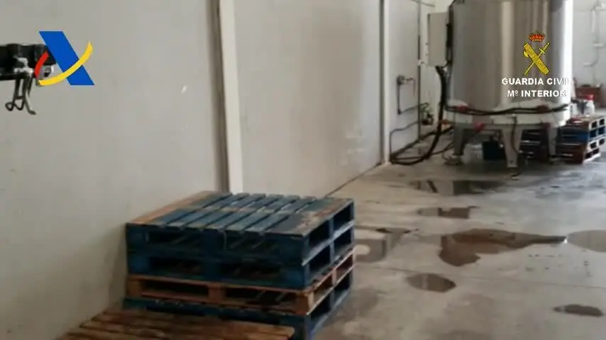 Desmantelan en M&aacute;laga la mayor f&aacute;brica ilegal de tabaco de cachimba de Espa&ntilde;a
