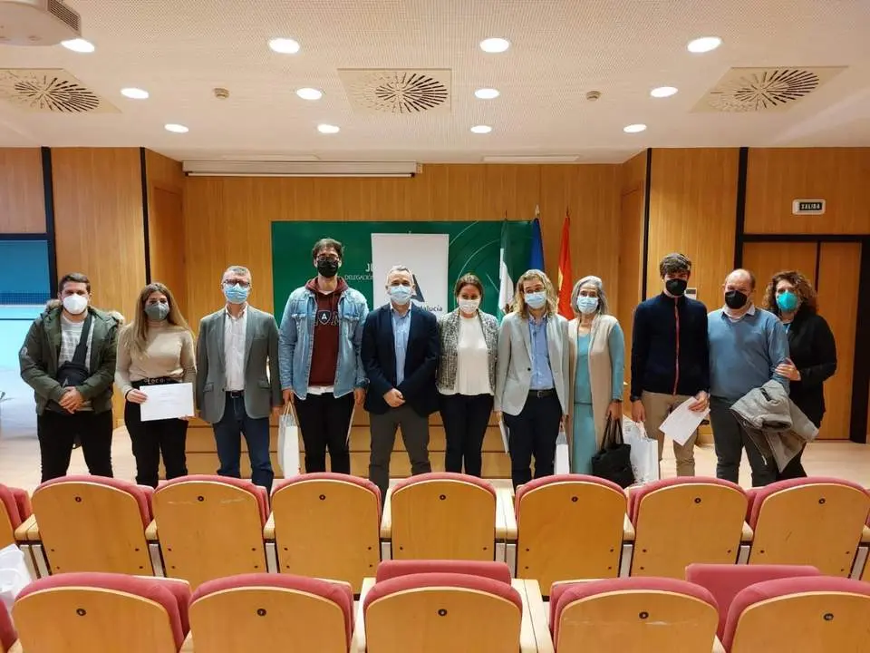 Fundaci&oacute;n Cepsa pone en marcha un programa de becas destinado a estudiantes de FP. - VH