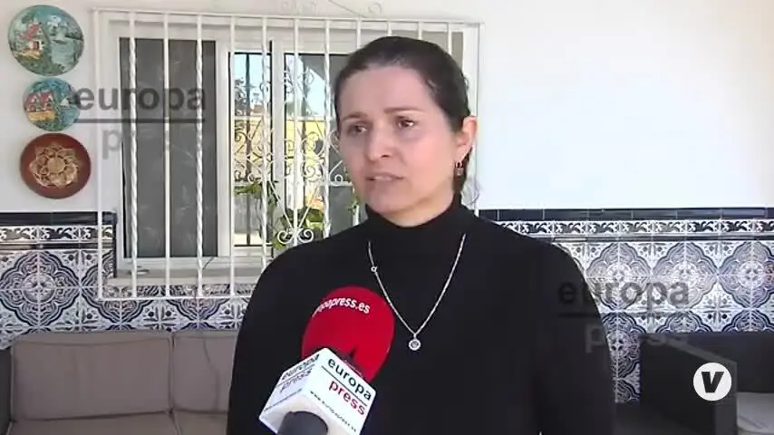 La comunidad ucraniana de Sevilla env&iacute;a productos de primera necesidad a su pa&iacute;s