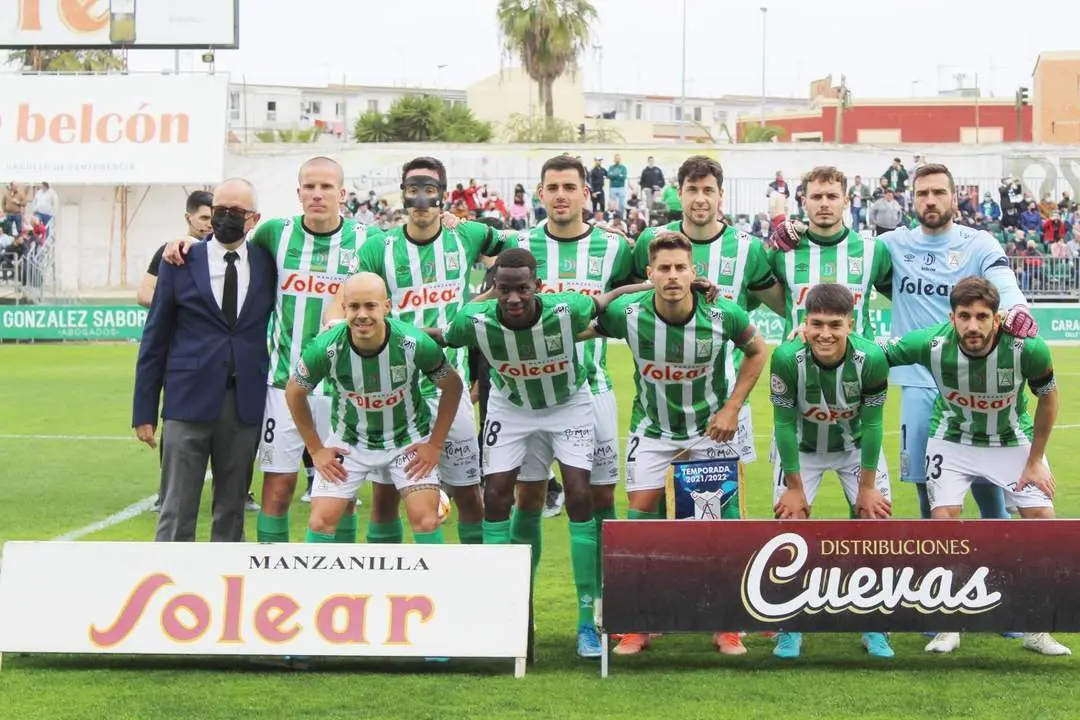 Once inicial que present&oacute; el Atl&eacute;tico Sanluque&ntilde;o ante el Algeciras en El Palmar - Ra&uacute;l J. Bustillos