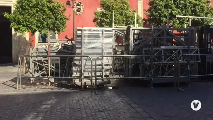 Sillas y palcos para personas con movilidad reducida en la Semana Santa de Sevilla