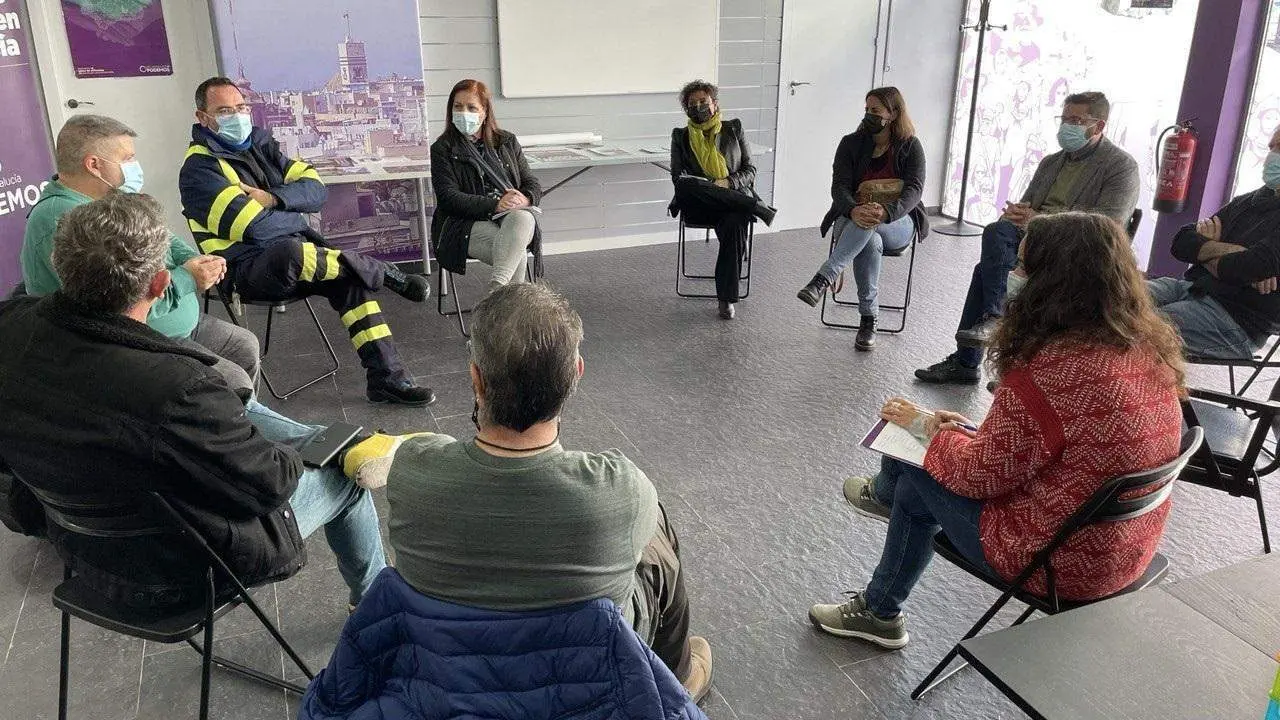 Reuni&oacute;n de Unidas Podemos con el comit&eacute; de empresa de Navantia en la planta de C&aacute;diz - AI