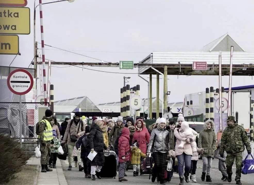 Refugiados ucranianos en la frontera entre Ucrania y Polonia. - Europa Press