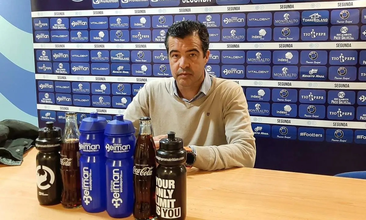 Jos&eacute; P&eacute;rez Herrera, este jueves en la sala de prensa de Chap&iacute;n. - Viva Jerez