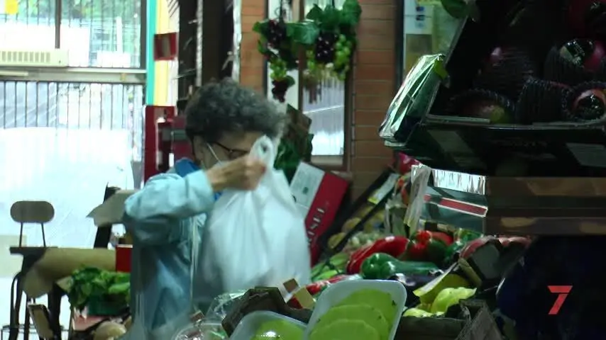 El peque&ntilde;o comercio sevillano empieza a sufrir los efectos de la huelga del transporte