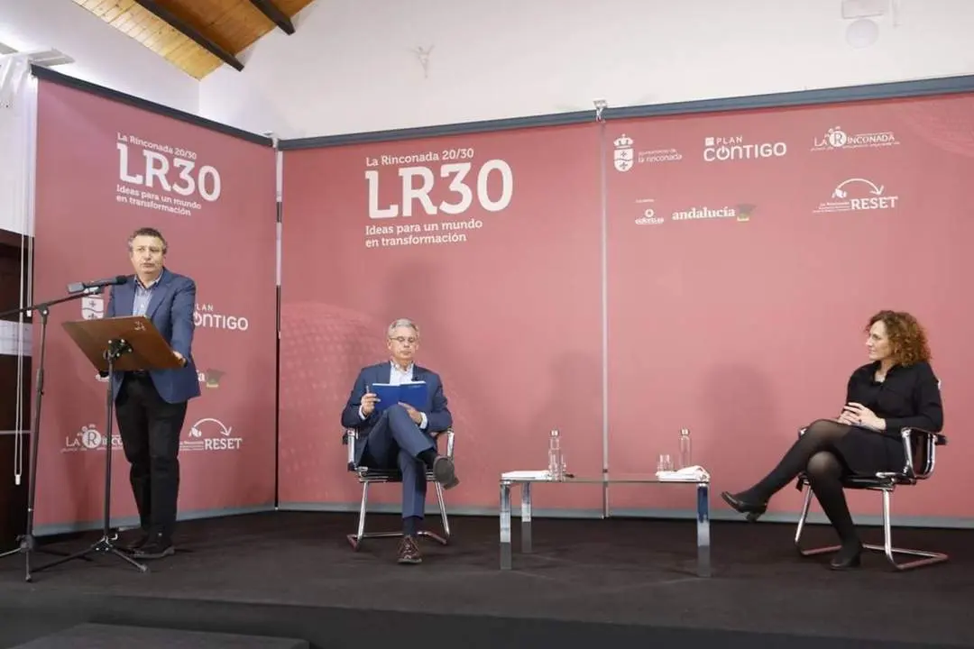 La secretaria general de CCOO de Andaluc&iacute;a, Nuria L&oacute;pez, en una charla-coloquio del programa 'LR30: Ideas para un mundo en transformaci&oacute;n'.  - AYTO SEVILLA