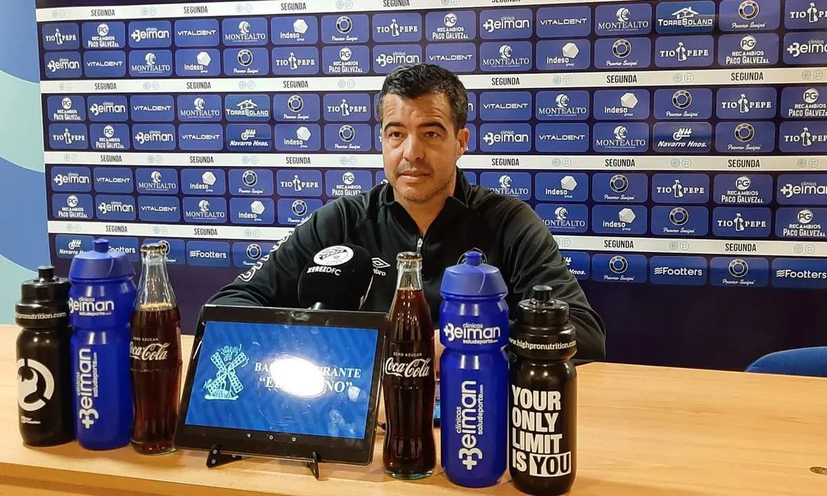 P&eacute;rez Herrera, este viernes en la sala de prensa de Chap&iacute;n. - Viva Jerez
