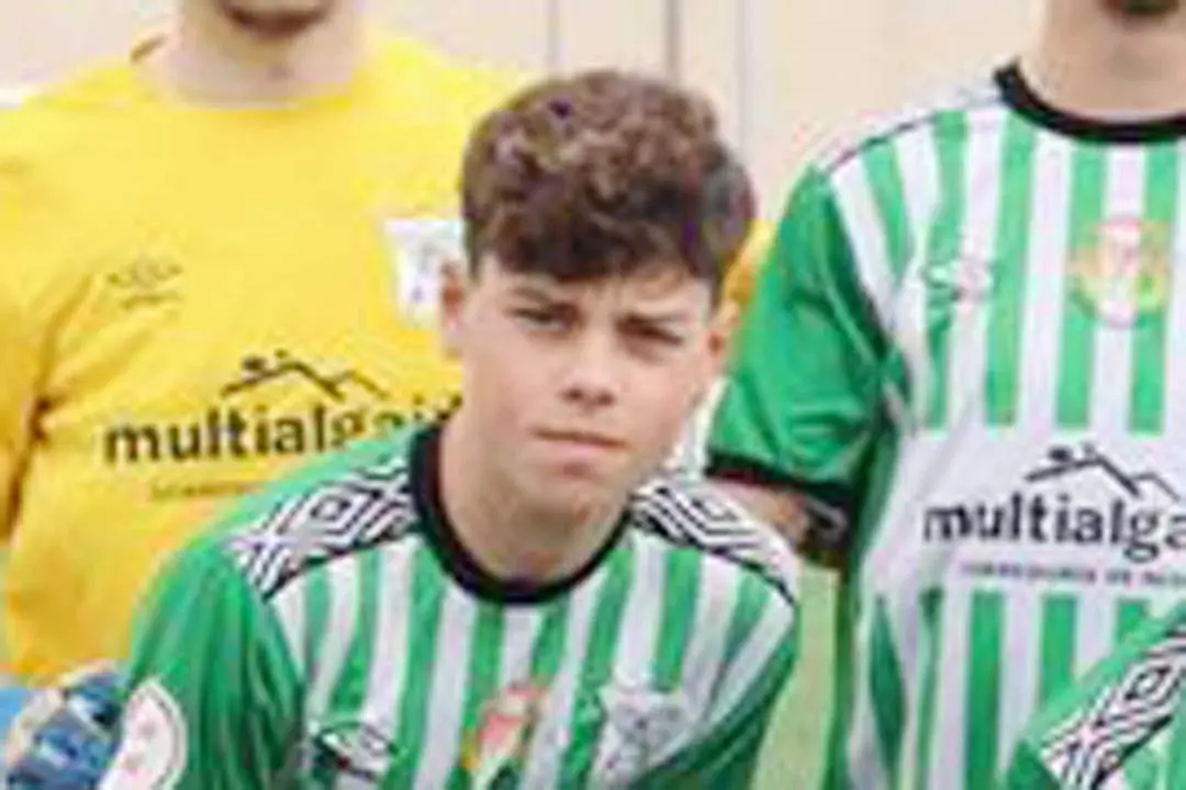 El trebujenero Caro, jugador del equipo juvenil B del Atl&eacute;tico Sanluque&ntilde;o - ASCF