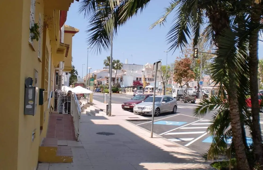 Avenida M&aacute;laga en La Cala del Moral. - Ayto. (archivo)