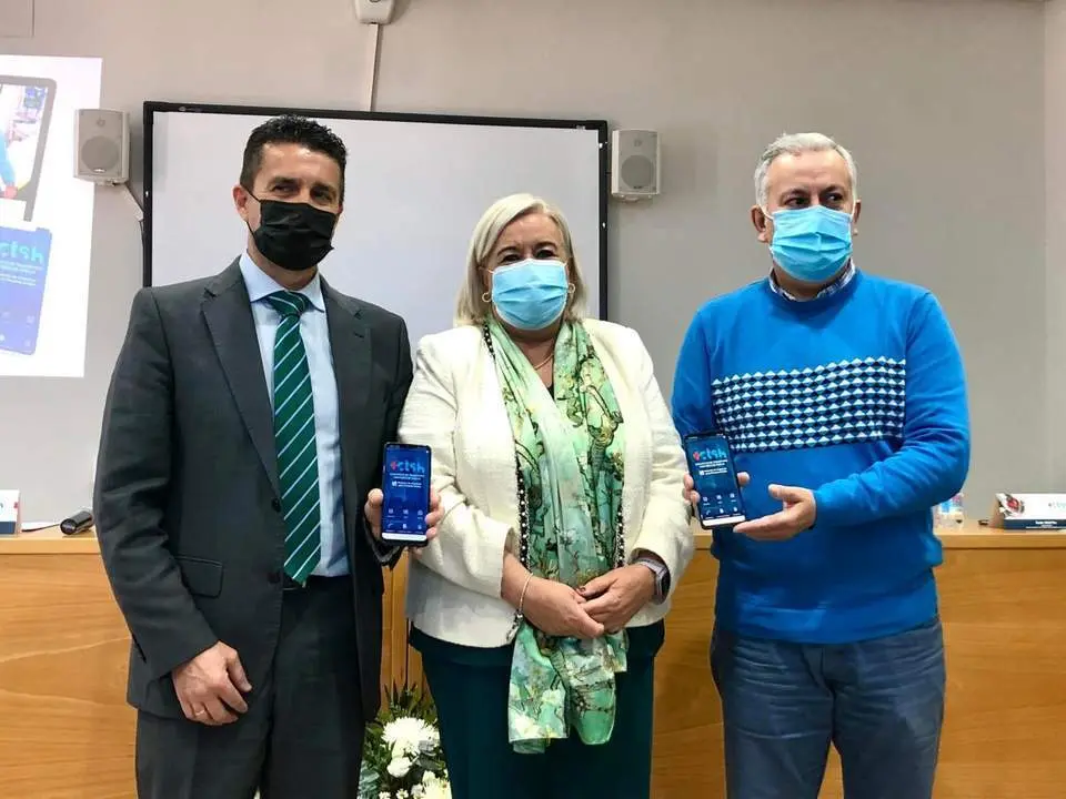 Presentaci&oacute;n de la aplicaci&oacute;n para la atenci&oacute;n de urgencias a personas sordas. - VH