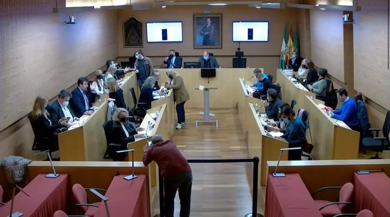 Pleno.  - Viva.