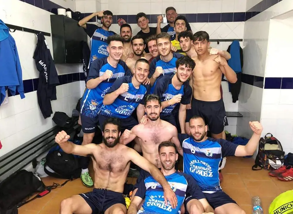 Los 'divinos' celebran la importancia de los tres puntos sumados - DP