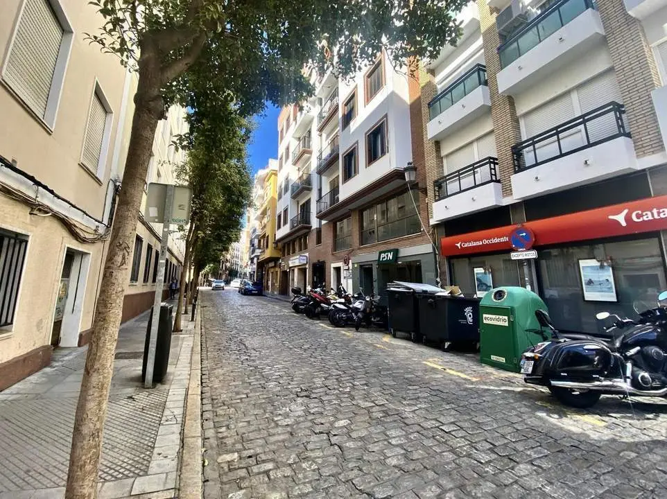 Imagen de la calle Palos de Huelva capital. - VH