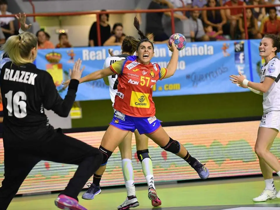 Paula Valdivia. - RFBM