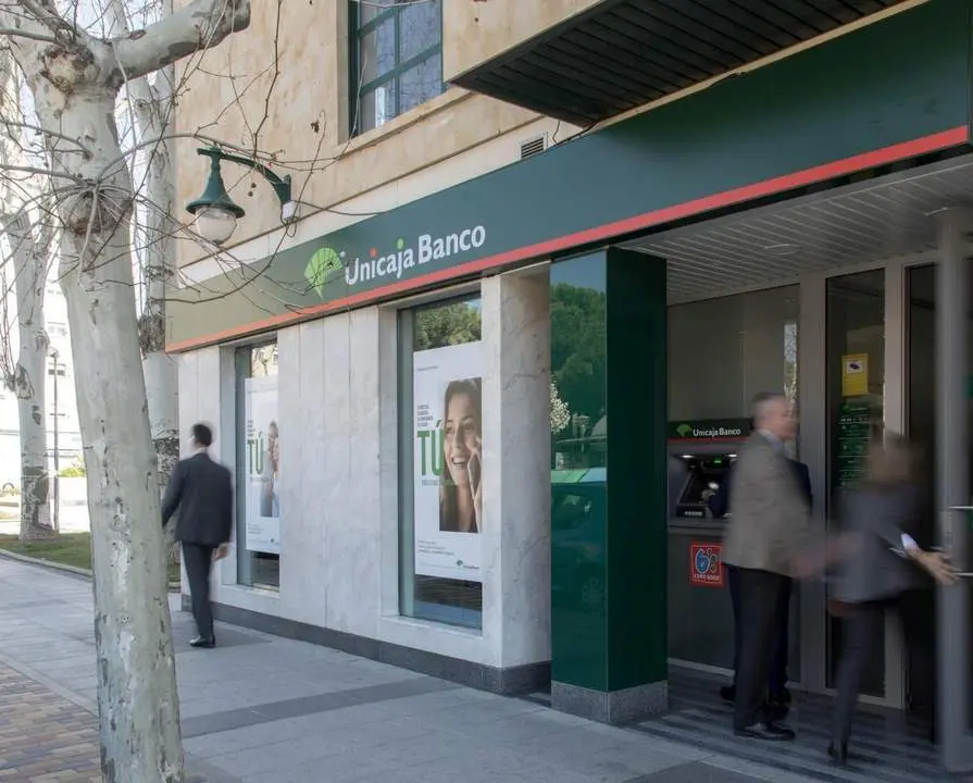 Sucursal de Unicaja Banco. - EP