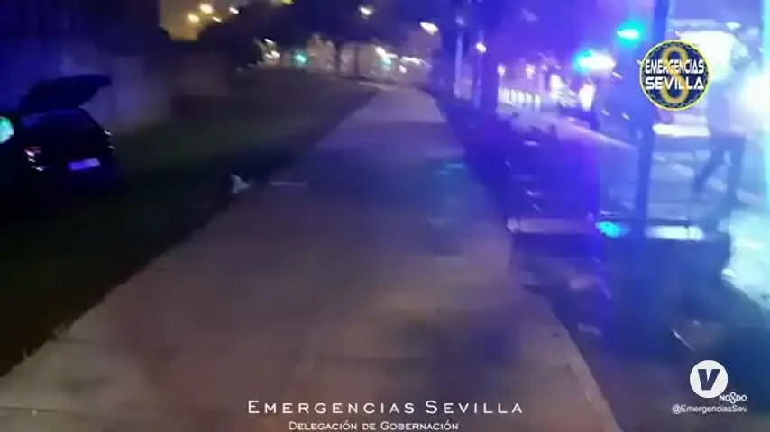 Cuatro heridos tras chocar un coche contra la muralla de la Macarena de Sevilla