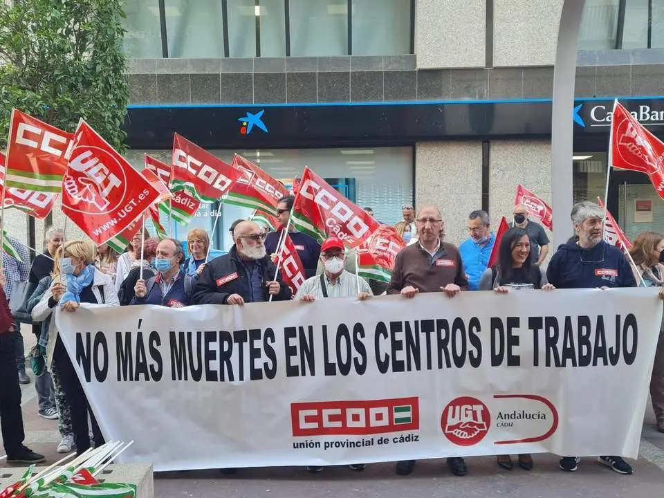 Imagen de la concentraci&oacute;n de los sindicatos. - A. I.