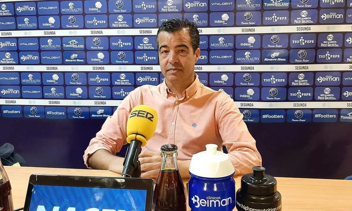 P&eacute;rez Herrera, este viernes en la sala de prensa de Chap&iacute;n. - Viva Jerez