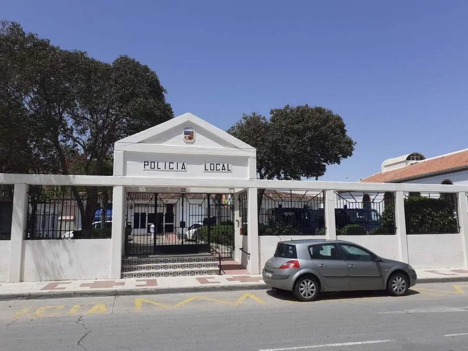 Polic&iacute;a Local.  - Ayto. Torremolinos