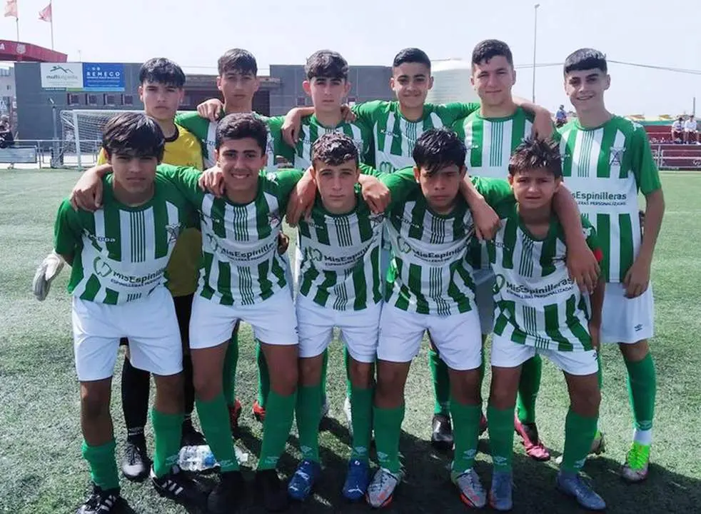 Once inicial que present&oacute; el equipo infantil A del Atl&eacute;tico Sanluque&ntilde;o ante el Sevilla en el Doro - ASCF