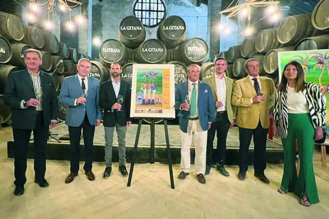 Brindis tras finalizar el acto para que las Carreras de Caballos recuperen su esplendor - SCCS
