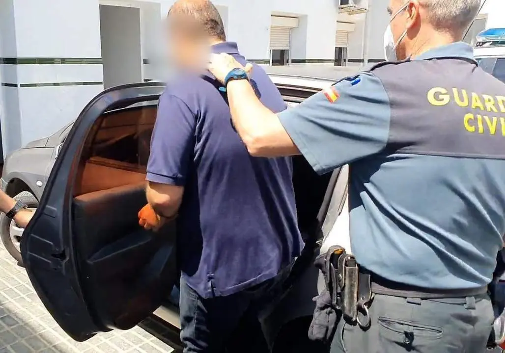 El detenido. - DGGC
