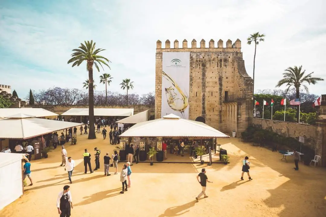Vinoble regresa al Alc&aacute;zar de Jerez - Vinoble