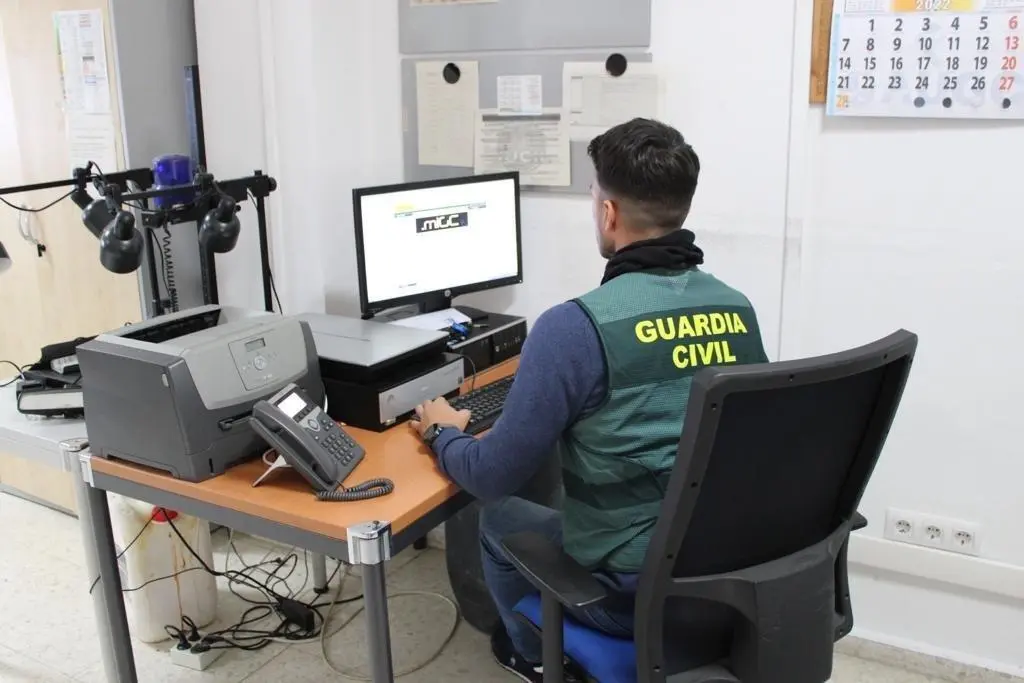Agente de la Guardia Civil. - VH