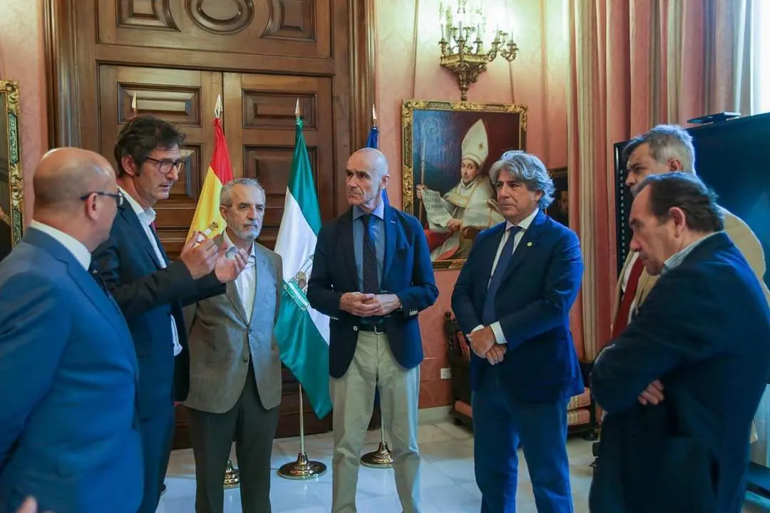 Un momento de la firma del convenio. - Ayto
