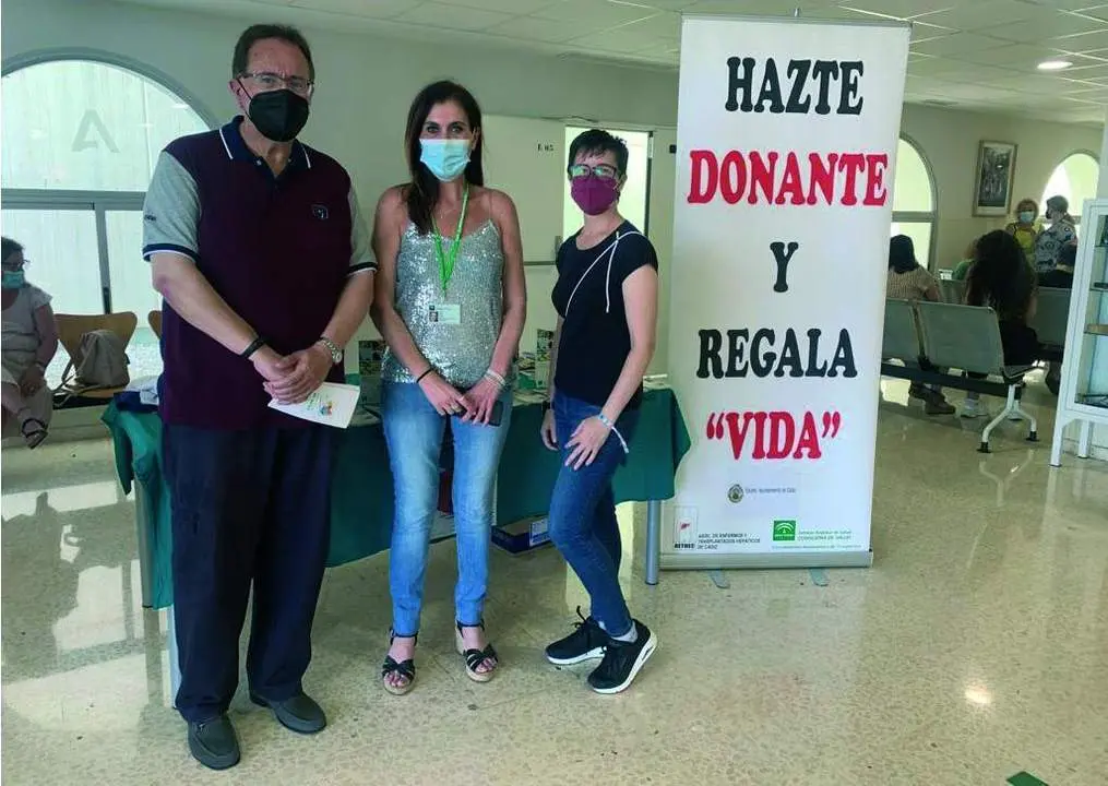 Mesa informativa en el Hospital de Jerez. - Viva