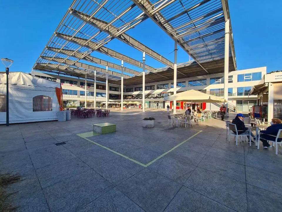Plaza de Andaluc&iacute;a en Algeciras. - AI