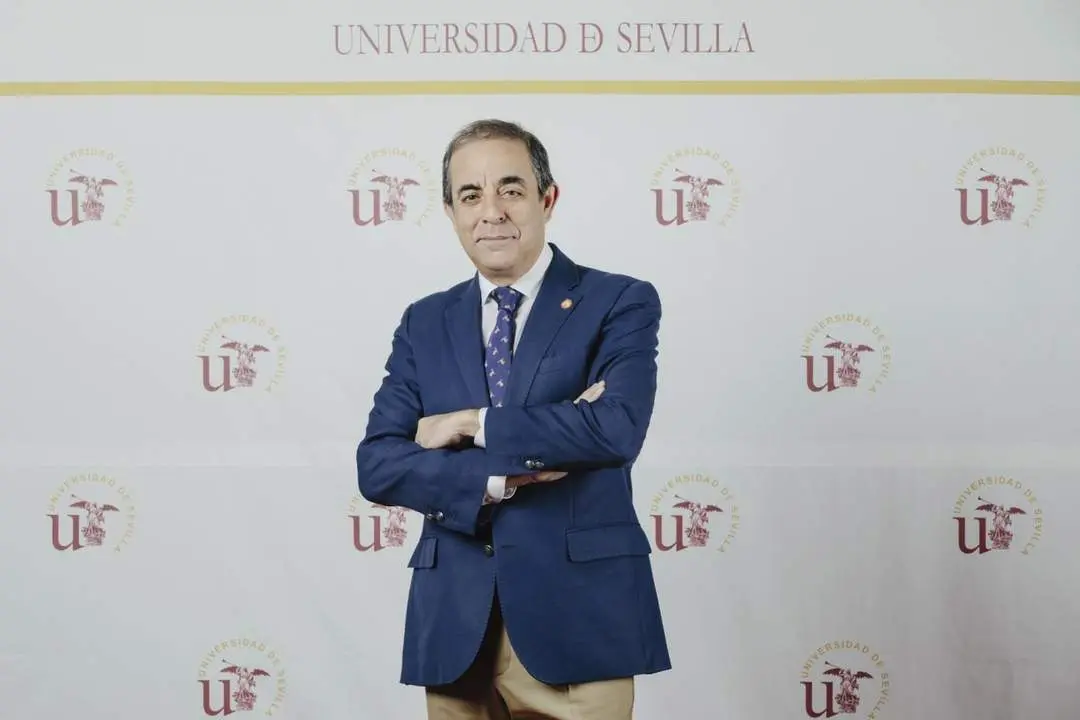 El rector de la Universidad de Sevilla, Miguel &Aacute;ngel Castro. - US