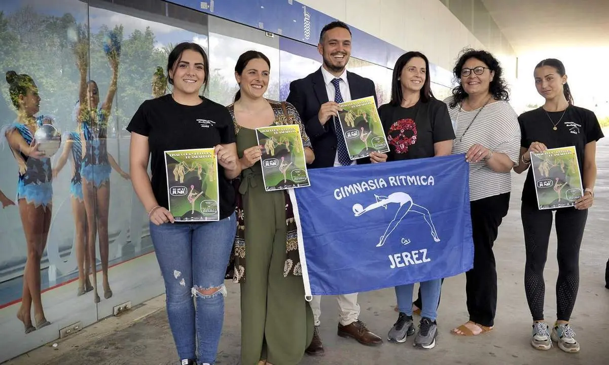 Presentaci&oacute;n de la final de Copa y Precopa en el Palacio de Deportes de Chap&iacute;n. - jerez.es