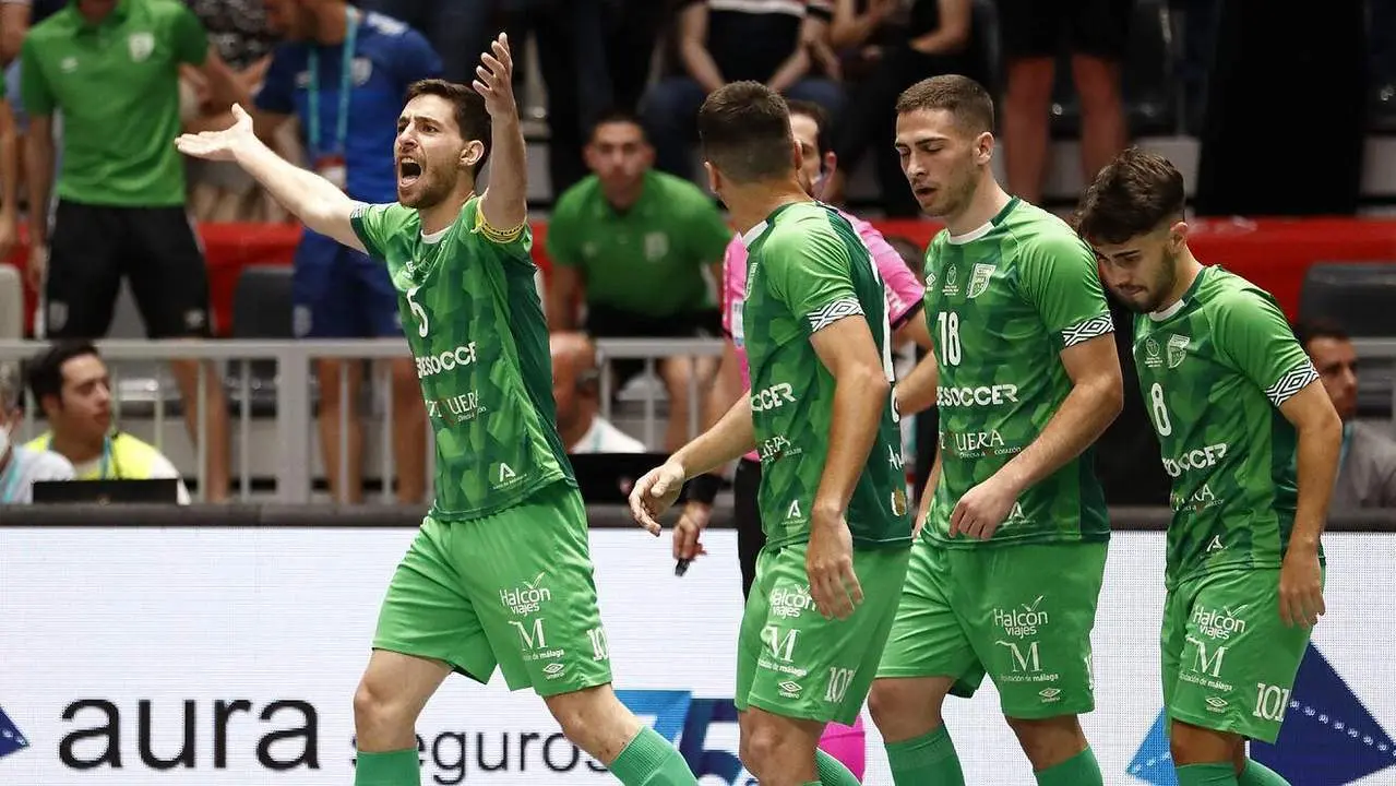 El UMA quiere la guinda del pastel tras levantar la Copa del Rey. - RFEF