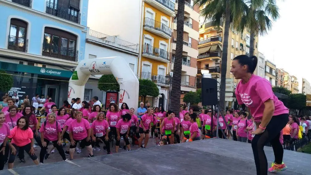 Una de las instant&aacute;neas que dej&oacute; la IX?Carrera de la Mujer.  - 