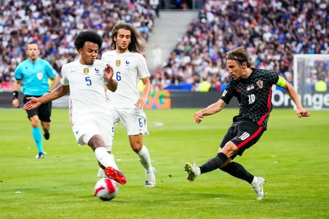 Jules Kound&eacute; durante un partido con Francia. - sfc
