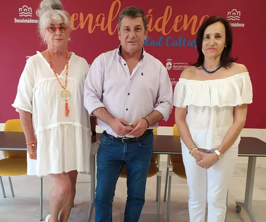 La Asociaci&oacute;n Centro Sabhasana celebra su 43 aniversario y el D&iacute;a Internacional del Yoga. - 